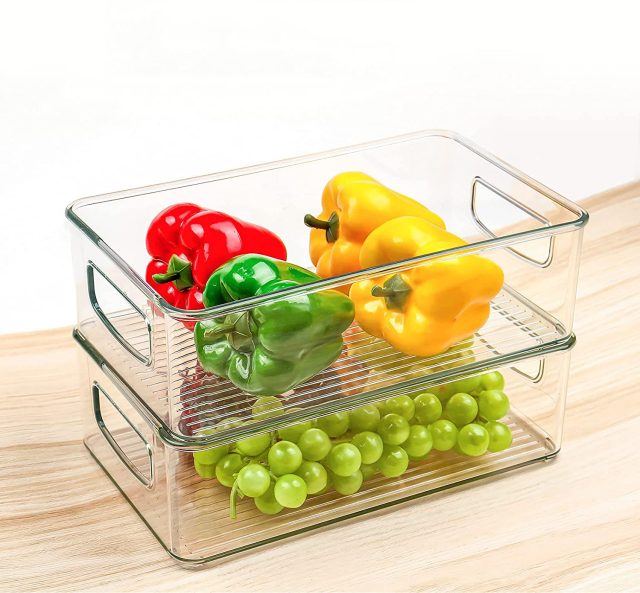 Refrigerators organize food for storage (1)